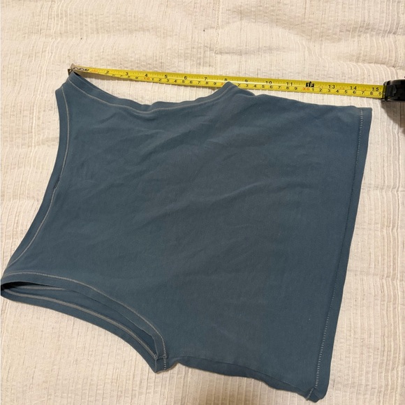 Skims Cropped Tank - Picture 6 of 8